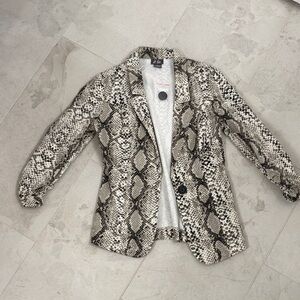 Dots vintage  Black and White Snake Print Blazer